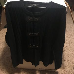 Unique sweater with clip front